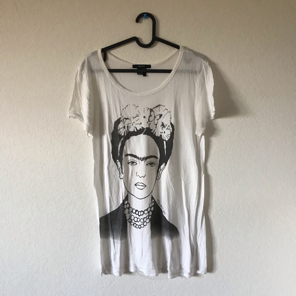 🌹FRIDA KAHLO TEE🌹